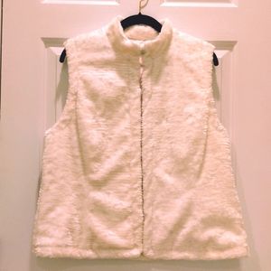 RALPH LAUREN Womens Ivory Reversible VEST Medium Quilted Faux Lamb Fur Size Lg.